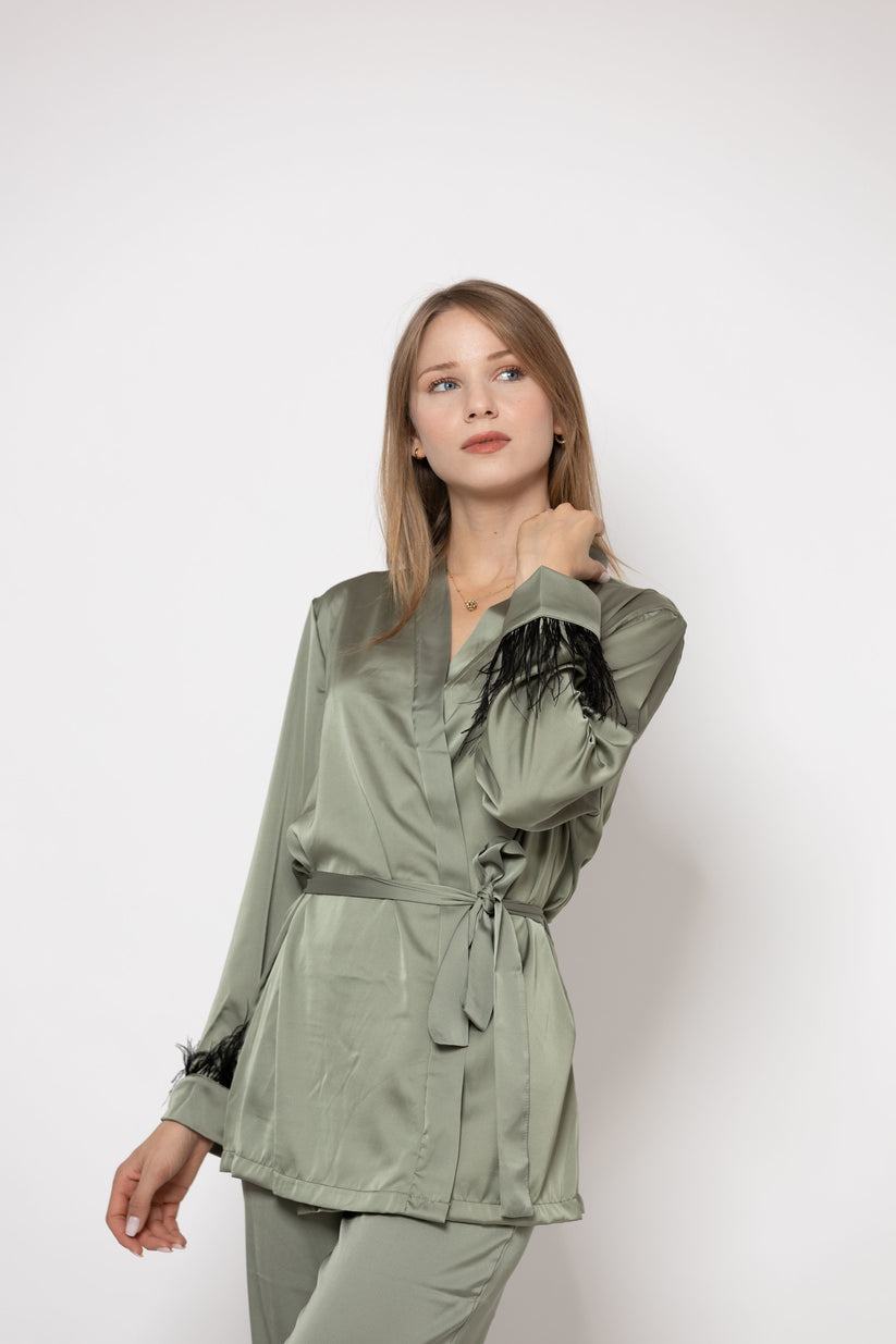 Set 2 pièces en soie avec une touche de plumes