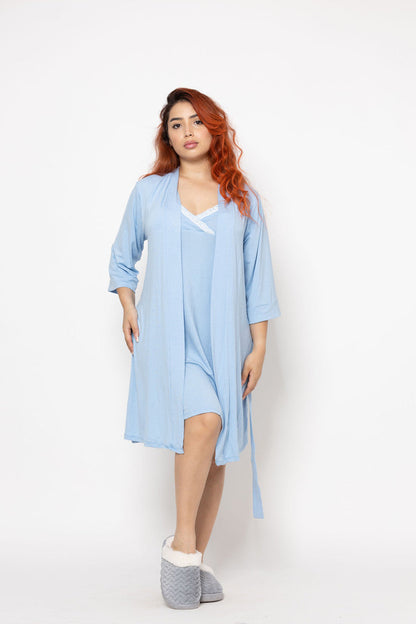 ENSEMBLE AVEC NUISETTE D’ALLAITEMENT ET KIMONO