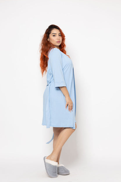 ENSEMBLE AVEC NUISETTE D’ALLAITEMENT ET KIMONO