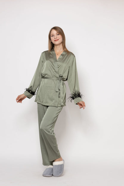 Set 2 pièces en soie avec une touche de plumes