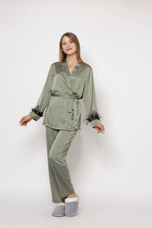 Set 2 pièces en soie avec une touche de plumes